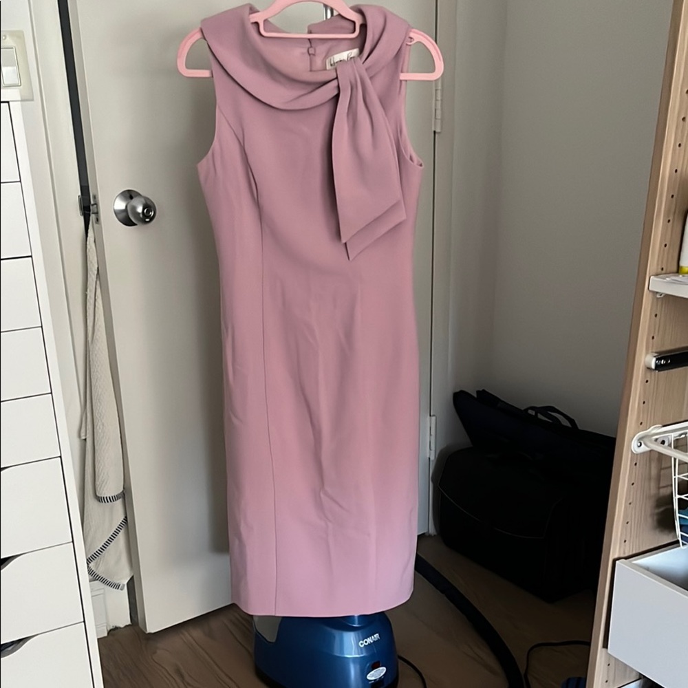Elegant Pink Sleeveless Dress